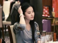 娱乐吃瓜社明星零距离,明星零距离，揭秘娱乐圈幕后故事