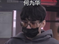 娱乐吃瓜君修手机,揭秘手机维修背后的故事