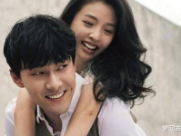 娱乐圈吃瓜二人,娱乐圈“瓜王”与“瓜后”的甜蜜邂逅