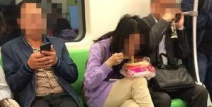 娱乐吃瓜酱坐地铁,揭秘都市生活百态